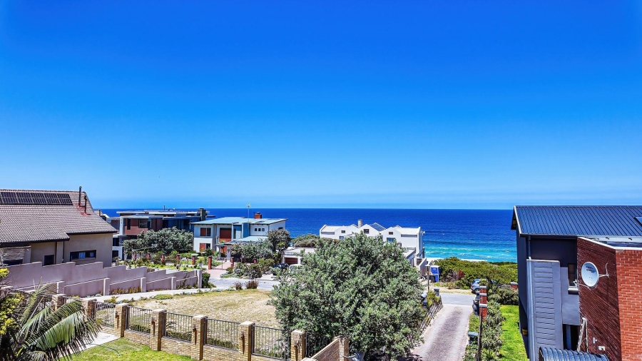 5 Bedroom Property for Sale in Hersham Western Cape